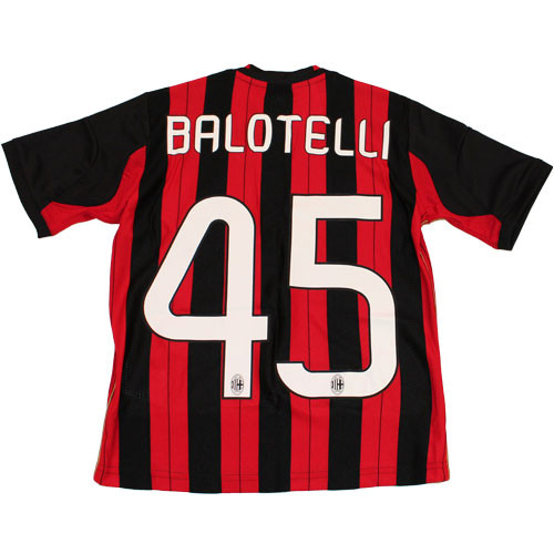 AC Milan home jersey balo 45