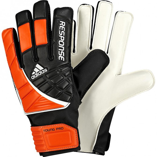 Response Young Pro goalkeeper gloves