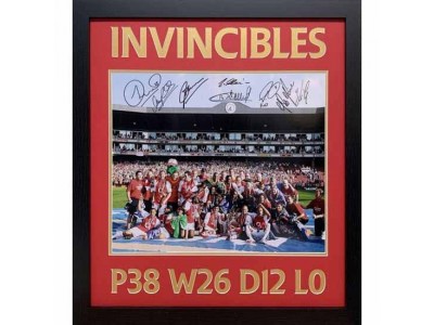 Arsenal trøje - AFC Invincible Season Signed Framed Print